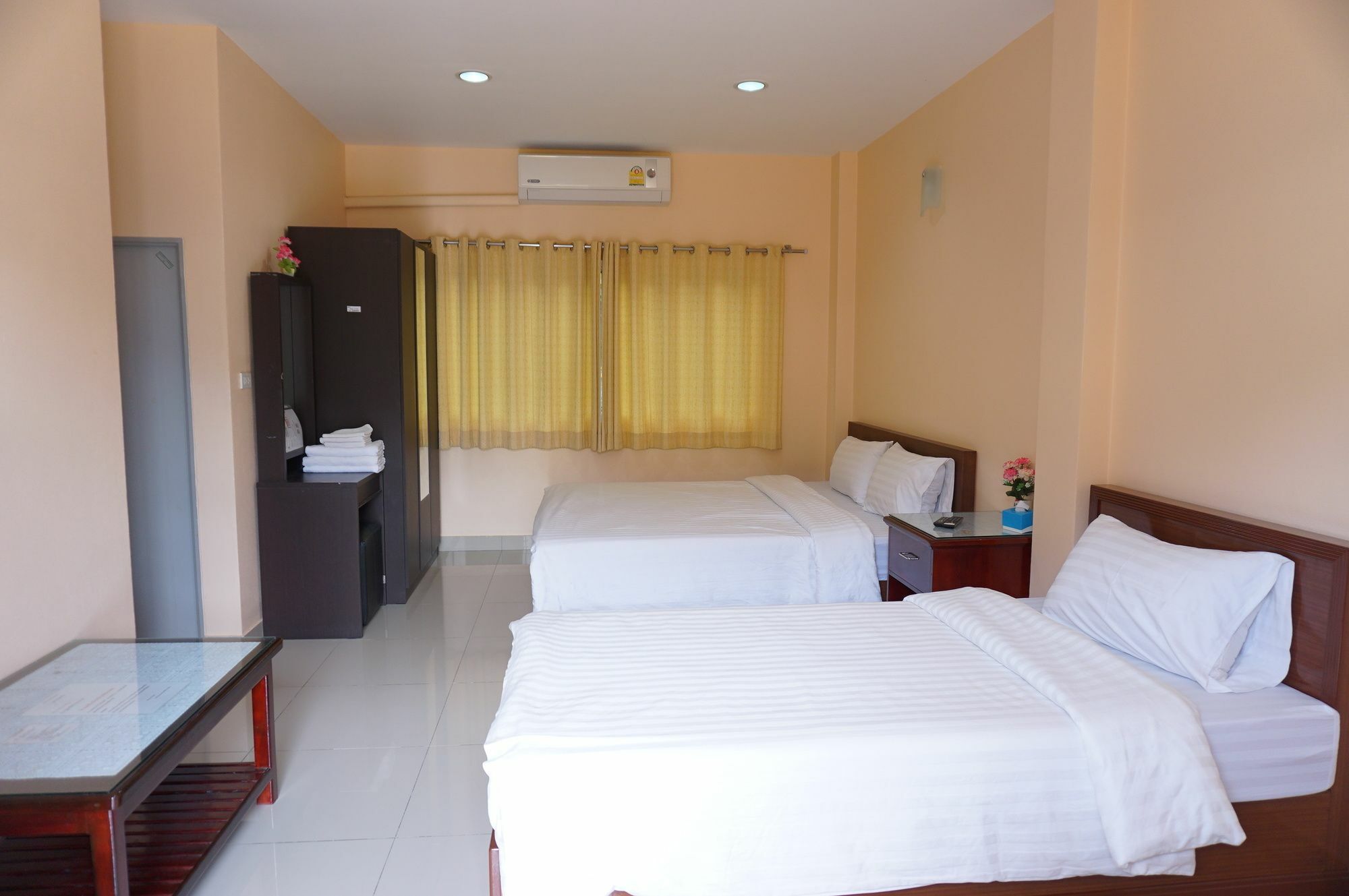 רנונג Jirasin Hotel & Apartment מראה חיצוני תמונה